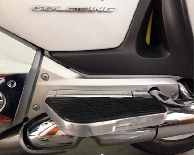 Honda GL1800 Goldwing Chrome Fairing Right & Left Lower Rear Frame Cover